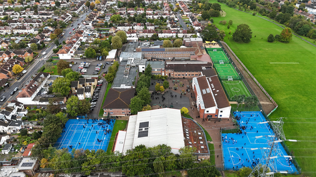 Glenthorne High School MUGA facilities construction By Blakedown Sport & Play Glenthorne High School MUGA facilities construction By Blakedown Sport & Play
